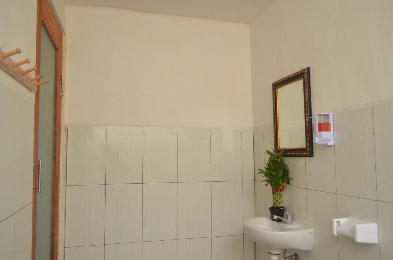 The Rahayu Cottage Batununggul Eksteriør billede